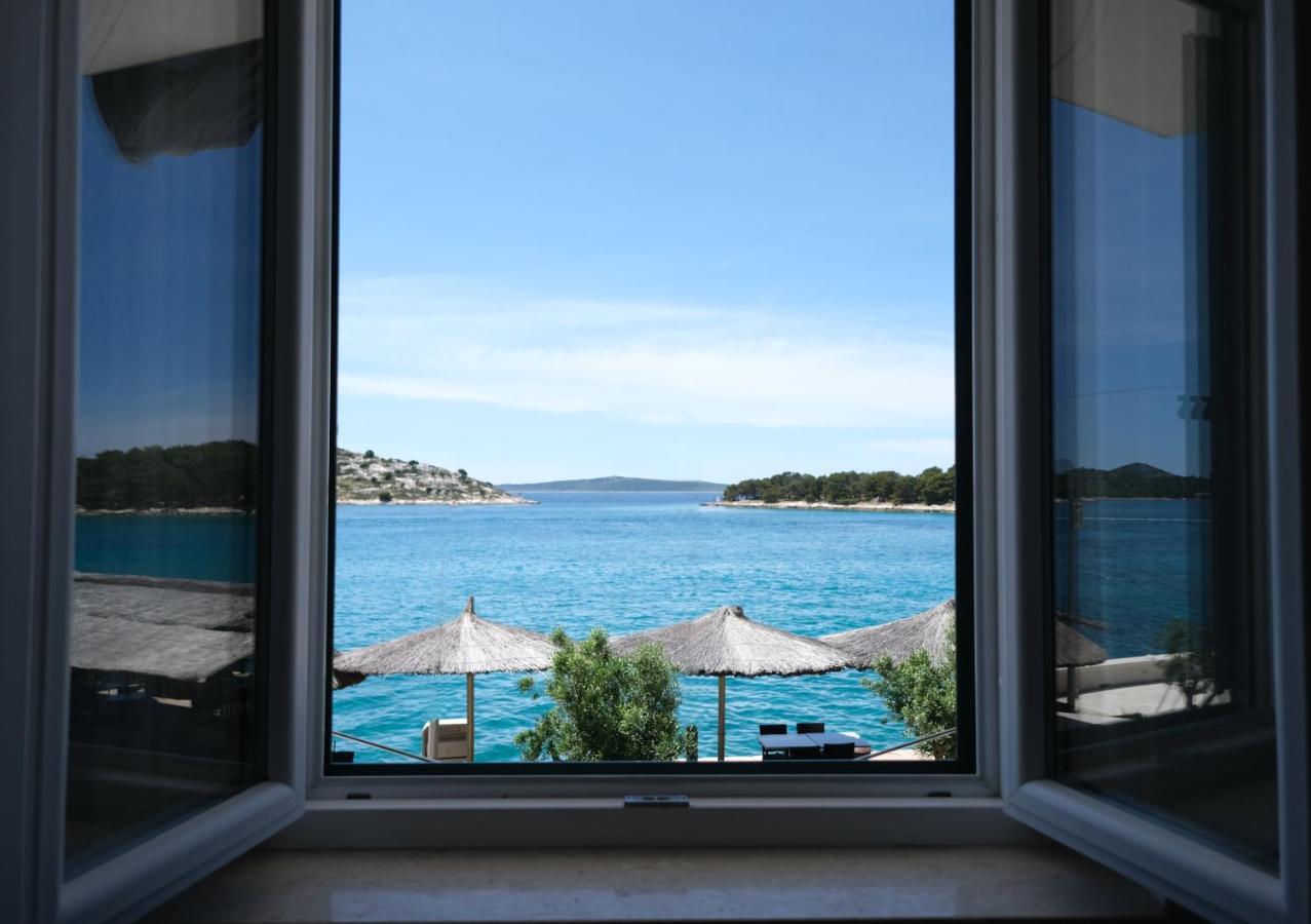 Seaview Apartment Tribalj Eksteriør bilde